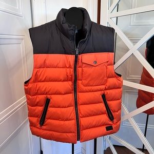 Men’s Coach Puffer Vest, XL. NWOT. Orange & Brown